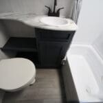 2025 APEX 291TBSS BATHROOM